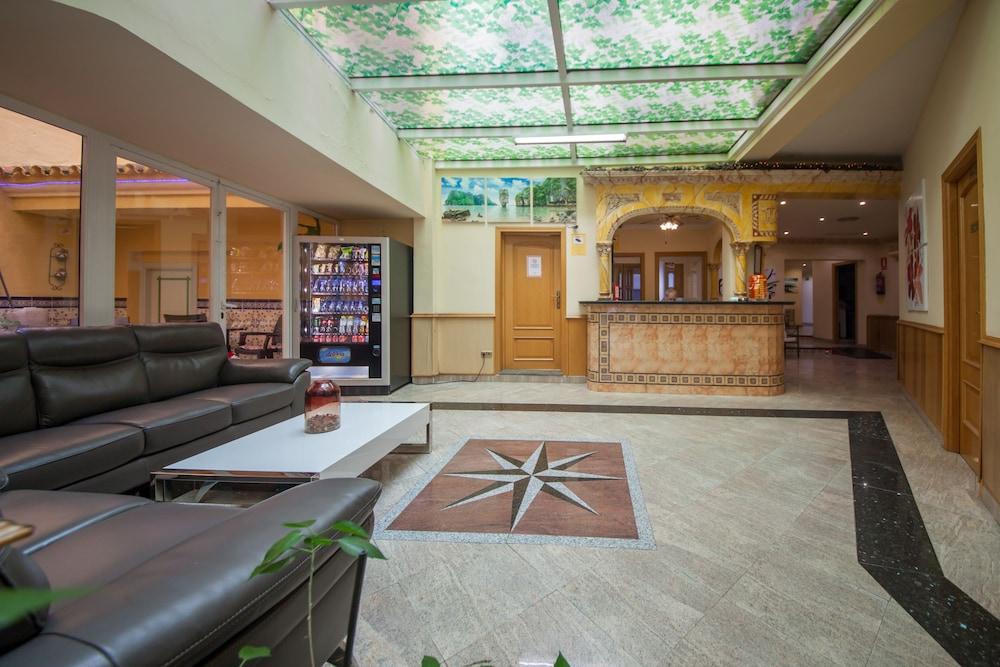 Hotel Agur Fuengirola Εξωτερικό φωτογραφία
