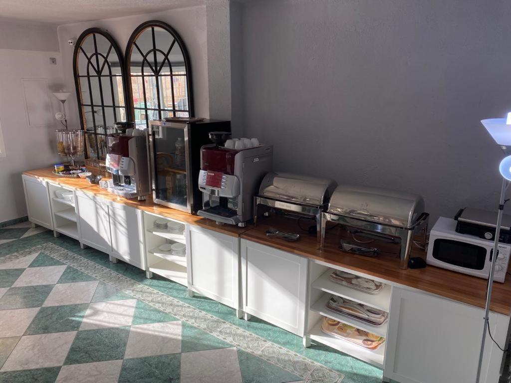 Hotel Agur Fuengirola Εξωτερικό φωτογραφία